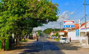 Dijual Lahan Usaha Berikut Rumah di pinggir Jalan raya Kertosono,kota Kediri , Tulungagung Jawa Timur