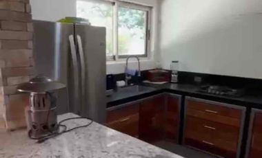 Venta de quinta en Barrial Santiago NL