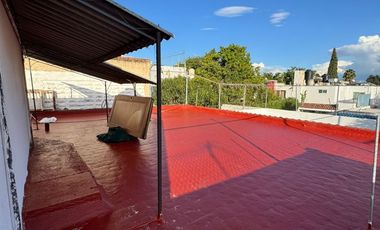 Casa en Renta sobre Av. Tepeyac, Col. Chapalita, ideal para Restaurante