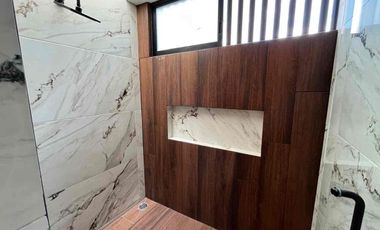 Amplia Casa en venta en Parque Bruselas  Lomas de Angelópolis II,  5 Recámaras