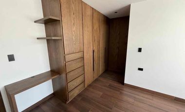 Amplia Casa en venta en Parque Bruselas  Lomas de Angelópolis II,  5 Recámaras