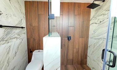 Amplia Casa en venta en Parque Bruselas  Lomas de Angelópolis II,  5 Recámaras