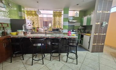 VENTA DE CASA COMERCIAL PARA NEGOCIO EN CHICLAYO