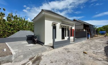 RUMAH MINIMALIS MODERN SIAP HUNI DI PAJANGAN, BANTUL