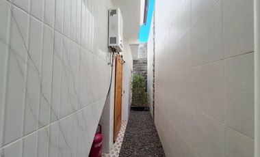 Sewa Villa Minimalis Modern yang Nyaman dan Tenang, Dekat Sanur  Berlokasi strategis di area yang tenang dan asri, hanya selangkah dari pusat keramaia