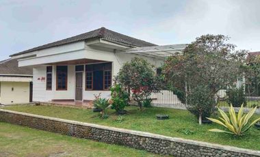 Villa Murah di Villa Indo Alam Puncak Cipanas