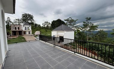 CLUSTER MEWAH MURAH VIEW PEGUNUNGAN BISA KPR