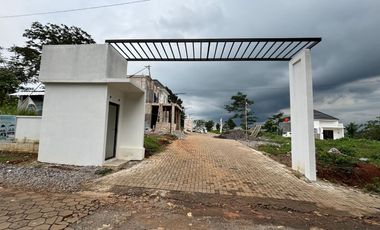 CLUSTER MEWAH MURAH VIEW PEGUNUNGAN BISA KPR