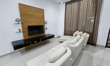 Disewakan Rumah di Manyar Permai PIK