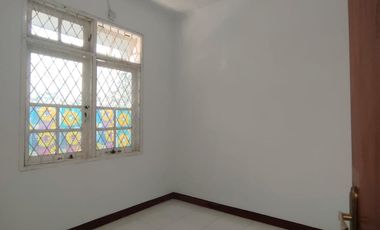 Disewakan Rumah 2 Lantai Bagus di Pulomas Timur, Jakarta Timur