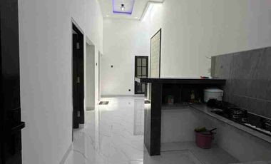 Rumah Baru dengan Rooftop Di Bantul