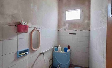 Rumah Strategis Pinggir Jalan Raya Cocok Untuk Usaha Atau jadi Komersial