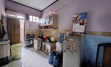 Rumah Strategis Pinggir Jalan Raya Cocok Untuk Usaha Atau jadi Komersial