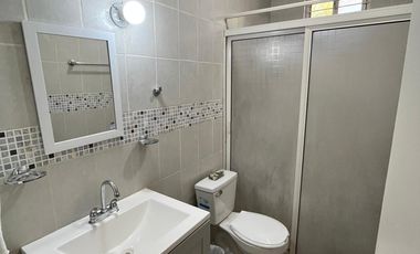 DEPARTAMENTO AMUEBLADO Y EQUIPADO EN RENTA EN MONTERREY, NUEVO LEON, ZONA FRACC FLORIDA, A 8 CUADRAS DE ITESM CAMPUS MTY, HASTA PARA 3 HUÉSPEDES, INTERNET INCLUIDO