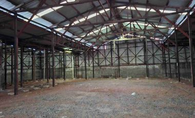 Gudang Luas Strategis Di Pinggir Jalan Bekasi Utara