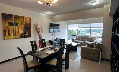 hermoso departamento amueblado en el country