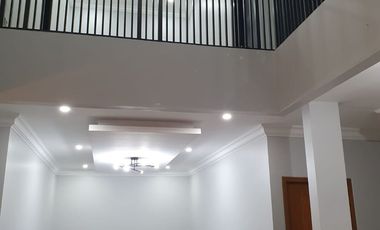 Jual Rumah LUAS TERAWAT di Setiabudi Bandung harga MENARIK