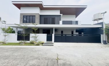 Modern Spacious Semi Furnished House and Lot for Sale in BF Homes Parañaque