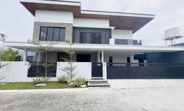 Modern Spacious Semi Furnished House and Lot for Sale in BF Homes Parañaque