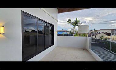Modern Spacious Semi Furnished House and Lot for Sale in BF Homes Parañaque