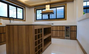 Modern Spacious Semi Furnished House and Lot for Sale in BF Homes Parañaque