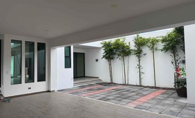 Casa en renta, 4 recámaras en prolongación 3 sur,  Priv  19 ote en San Andrés, Cholula, Puebla.