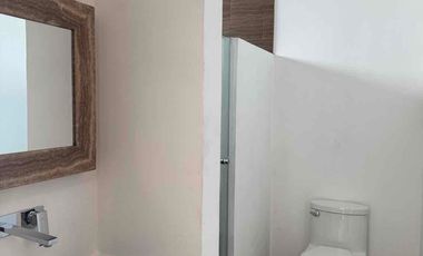 Casa en renta, 4 recámaras en prolongación 3 sur,  Priv  19 ote en San Andrés, Cholula, Puebla.