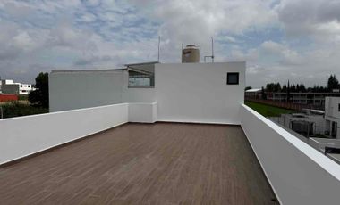 Casa en renta, 4 recámaras en prolongación 3 sur,  Priv  19 ote en San Andrés, Cholula, Puebla.