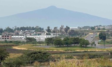 TERRENO EN RENTA 3761M2 TOTALMENTE PLANO Y CON MALLA