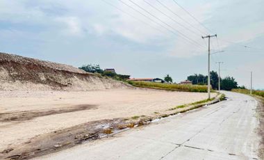 TERRENO EN RENTA 3761M2 TOTALMENTE PLANO Y CON MALLA
