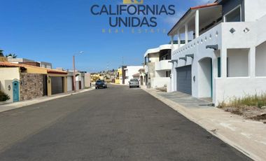 TERRENO TODOS LOS SERVICIOS CUENTA CON ESCRITURAS .  FRACC  PUERTA DEL MAR . ROSARITO B.C.