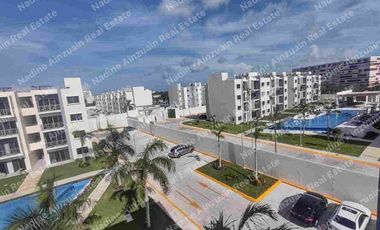 DEPARTAMENTO EN RENTA UBICADO EN RESIDENCIAL AV. HUAYACAN , LONG ISLAND  CANCÚN QUINTANA ROO. 2 RECÁMARAS, AMENIDADES, SEGURIDAD.