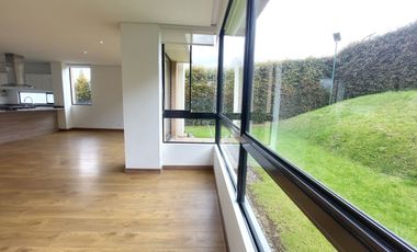 Casa moderna en zona exclusiva Residencial Campestre de Cajica