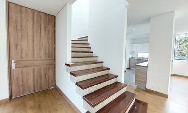 Casa moderna en zona exclusiva Residencial Campestre de Cajica