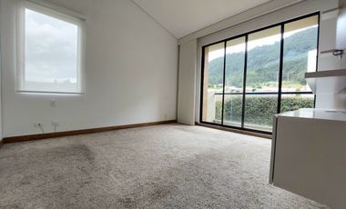 Casa moderna en zona exclusiva Residencial Campestre de Cajica