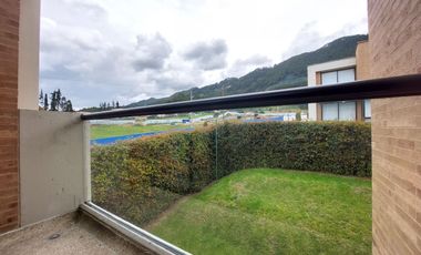 Casa moderna en zona exclusiva Residencial Campestre de Cajica