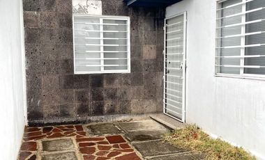 RENTA DE BONITA CASA AMUEBLADA EN HACIENDA VIÑEDOS
