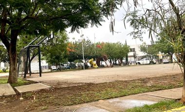 RENTA DE BONITA CASA AMUEBLADA EN HACIENDA VIÑEDOS
