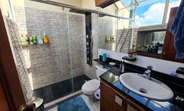 Venta de casa en Tejares del Norte, Bogotá, MABIS