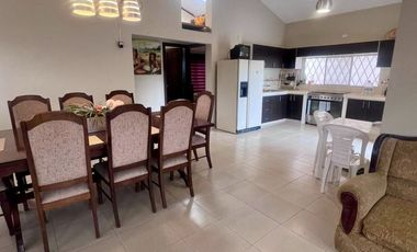 HERMOSA QUINTA VACACIONAL EN VENTA, Sector Yunguilla C1522