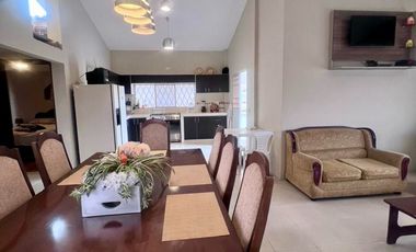 HERMOSA QUINTA VACACIONAL EN VENTA, Sector Yunguilla C1522