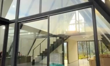 MODERNA CASA DE VENTA, Sector Norte Paute C1532