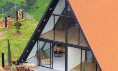 MODERNA CASA DE VENTA, Sector Norte Paute C1532