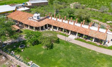 HERMOSO RANCHO EL AGUACERO EN VENTA; ETZATLÁN, JALISCO. MÉXICO.