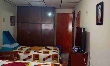 Se vende casa en alta suiza, Manizales, con renta y garaje