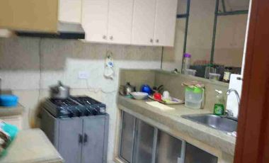 Se vende casa en alta suiza, Manizales, con renta y garaje