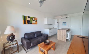 A media cuadra de la 5ta y caminando a la playa