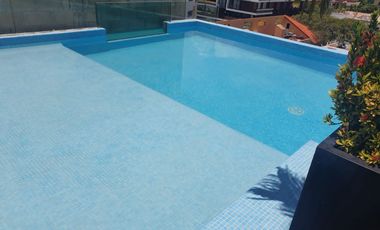 A media cuadra de la 5ta y caminando a la playa