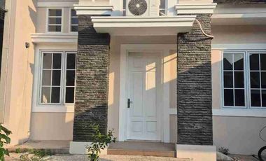 DISEWAKAN RUMAH DELATINOS BSD RAPI MINIMUM 2 TAHUN