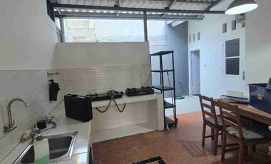 DISEWAKAN RUMAH DELATINOS BSD RAPI MINIMUM 2 TAHUN